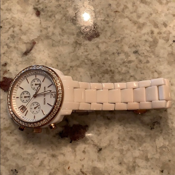 White and Rose Gold Michael Kors Watch - Picture 2 of 4